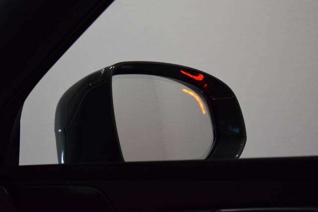 Volvo XC60 2.0 B5 250pk AUT8 Inscription Adapt. Cruise/ Camera/ Verw. stuurwiel, Stoelen en Voorruit