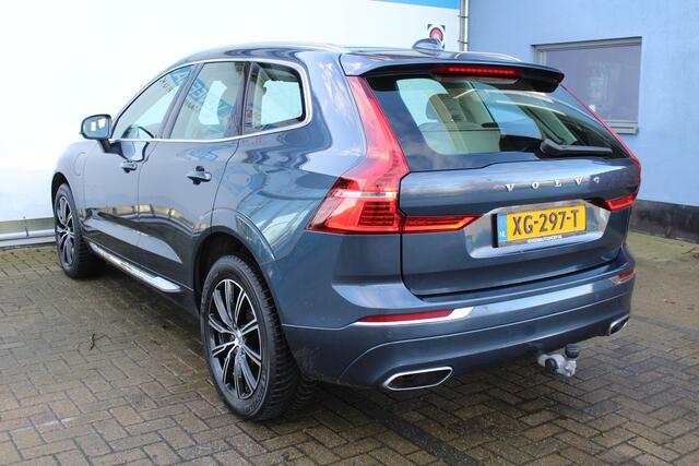 Volvo XC60 2.0 T8 Twin Engine AWD Inscription | Incl. 12 maanden Garantie | Panorama dak | Wegklapbare trekhaak | Adaptive Cruise | Apple CarPlay/Android Auto | Navigatie | Stoelverwarming | Climate controle | Parkeersensoren V+A | Elektrische kofferbak | Memory sto