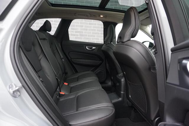 Volvo XC60 2.0 T6 Plug-in hybrid AWD Ultimate Dark | ¤ 83.000 NIEUW | Massage | Stoel + Stuur verwarming | Stoel koeling | HUD | Harman/Kardon | Zitting verhogers |