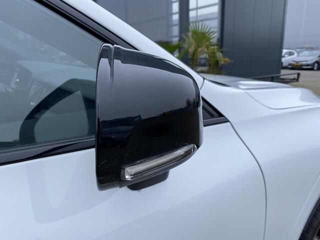 Volvo XC60 2.0 T6 Plug-in hybrid AWD Inscription Wegklapbaar Trekhaak & Leder & Camera , Panodak . Sportstoelen