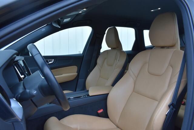 Volvo XC60 2.0 B5 Momentum Pro | Trekhaak | Blis | Camera achter | Sensoren voor&achter |