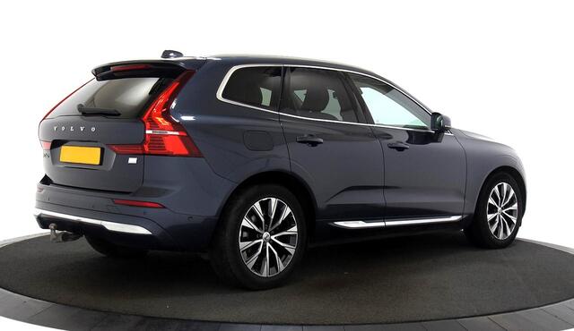 Volvo XC60 2.0 T8 AWD 287kW/390pk Aut8 AWD Inscription Exclusive Facelift! LUCHTVERING + HARMAN/KARDON + PANORAMADAK + CRUISE + HEAD-UP + EL.TREKHAAK + STOEL-&STUURVERWARMING + 360 CAMERA + PD-GLASS + KEYLESS ENTRY&GO + PARKSENSOREN + 19" LM-VELGEN!!