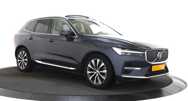 Volvo XC60 2.0 T8 AWD 287kW/390pk Aut8 AWD Inscription Exclusive Facelift! LUCHTVERING + HARMAN/KARDON + PANORAMADAK + CRUISE + HEAD-UP + EL.TREKHAAK + STOEL-&STUURVERWARMING + 360 CAMERA + PD-GLASS + KEYLESS ENTRY&GO + PARKSENSOREN + 19" LM-VELGEN!!