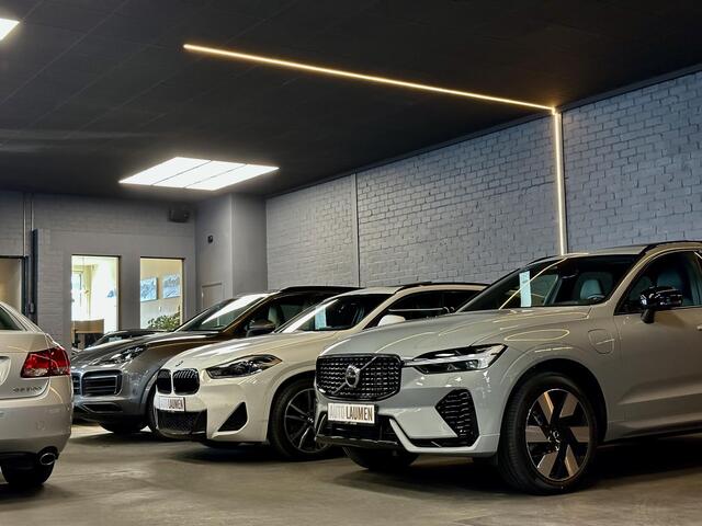 Volvo XC60 2.0 T6 Plug-in hybrid AWD Core Bright Long Range Automaat Panodak Google Maps Camera LED 18 Inch Elek. Klep Stoel- Bank- Stuurverwarming
