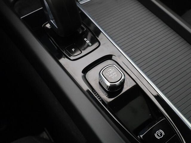 Volvo XC60 2.0 T6 Recharge AWD Inscription Expression | FACELIFT | PANO | STOEL- EN STUURVERW.