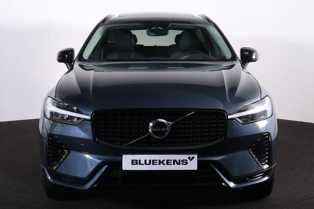 Volvo XC60 T6 AWD Recharge Plus Dark - LONG RANGE - Panorama/schuifdak - IntelliSafe Assist - Harman/Kardon audio - Adaptieve LED koplampen - Parkeercamera achter - Verwarmde voorstoelen, stuur & achterbank - Parkeersensoren voor & achter - Elektr. bedienb. voorstoe