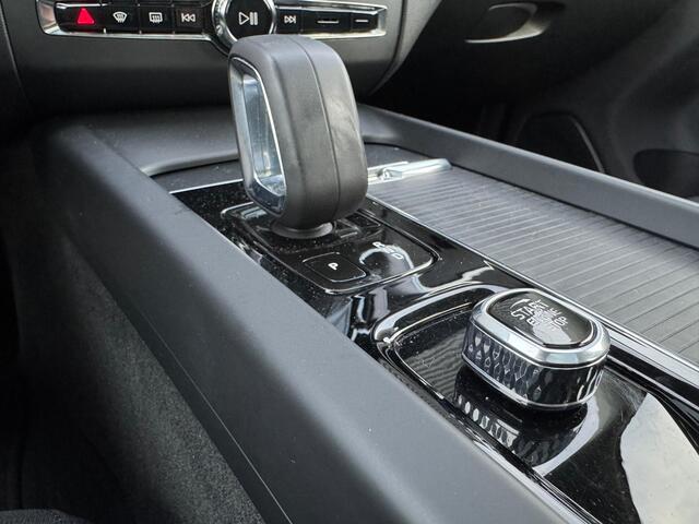Volvo XC60 2.0 T6 Plug-in hybrid AWD Inscription Facelift Model PHEV | Google Maps | Panormadak | Camera | 20 INCH | Cruise |