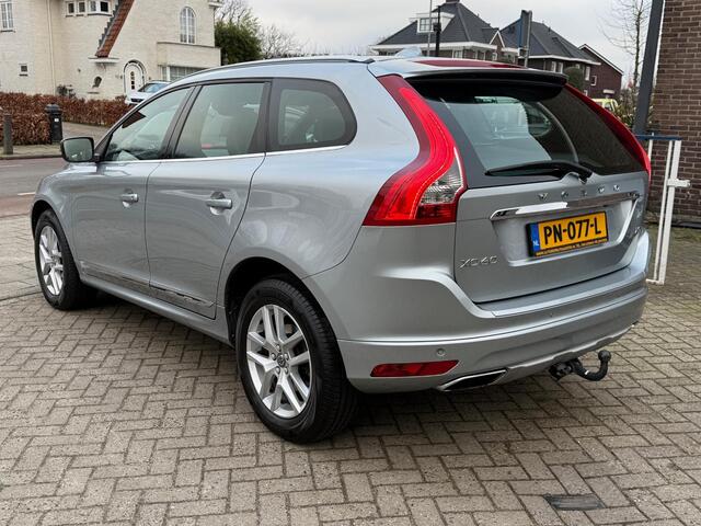 Volvo XC60 2.0 T5 Geartronic Polar+