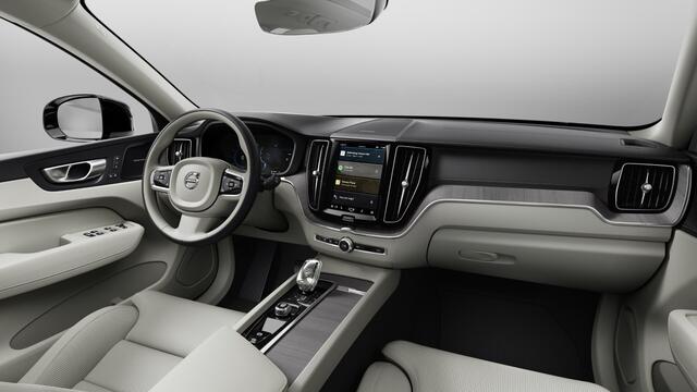 Volvo XC60 2.0 T6 Plug-in hybrid AWD Ultimate Dark Luchtvering | 21 inch wielen | Massage | 360 Camera