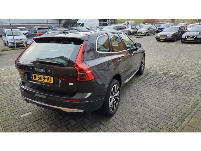 Volvo XC60 2.0 T8 AWD LR 335kW/455pk Aut8 Plug-In Hybrid Ultimate Bright LUCHTVERING + BOWERS&WILKINS + PANORAMADAK + BLIS + EL.TREKHAAK + PILOT ASSIST + ADAPT.CRUISE + STOELVERWARMING&-VENTILATIE + 360 CAMERA + STUURVERWARMING + PARKSENSOREN + 20" LM-VELGEN!!