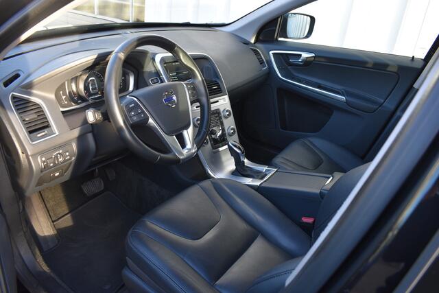 Volvo XC60 D4 191pk Automaat Summum | Trekhaak | Sensoren achter&camera | Stoelverwarming |