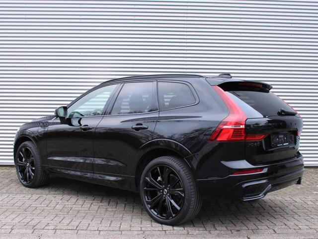 Volvo XC60 2.0 T6 Plug-in hybrid AWD Ultimate Black Edition Automaat / Panoramadak / 360* camera / Harman Kardon / 21" velgen