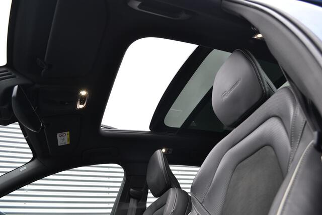 Volvo XC60 2.0 T8 Twin Engine AWD R-Design Schuif/kanteldak, Bursting Blue, Stuur/Stoelverwarming, Camera, LED, Zeer nette auto, Digitaal Dashboard, BTW-auto