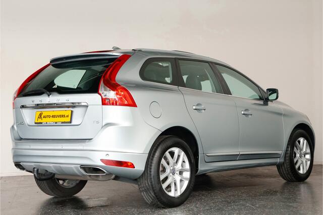 Volvo XC60 2.0 T5 FWD Polar+ / Pano / Leder / Standkachel / BiXenon / Trekhaak