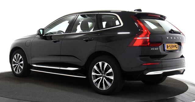 Volvo XC60 2.0 T8 AWD 287kW/390pk Aut8 Inscription Excl. Facelift! STOELMASSAGE + HARMAN/KARDON + PANORAMADAK + PILOT ASSIST + ADAPT.CRUISE + HEAD-UP + EL.TREKHAAK + STOEL-&STUURVERWARMING + 360 CAMERA + PD-GLASS + PARKSENSOREN + 19" LM-VELGEN!!