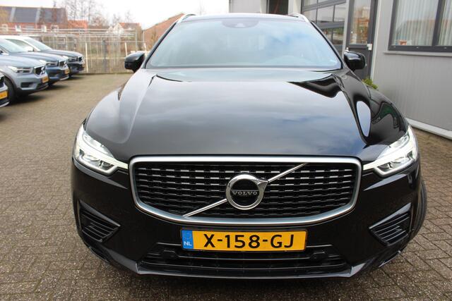 Volvo XC60 2.0 T8 Twin Engine AWD R-Design Panoramadak | Blis | Trekhaak