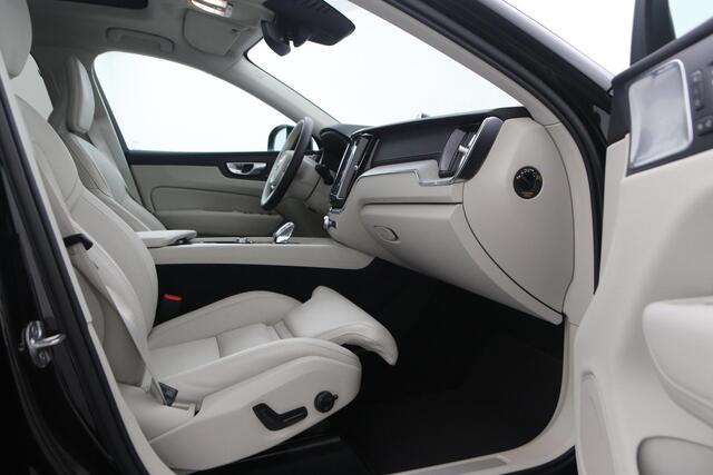 Volvo XC60 T8 Plug-in hybrid Ultra Dark | Long Range | Luchtvering | Bowers&Wilkins | Massage+Ventilatie | 21 Inch | 360° Camera