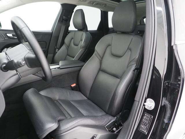 Volvo XC60 2.0 T6 Recharge AWD Ultimate Long Range | Panoramadak | Pilot Assist | Harman/Kardon | 360 | Head Up