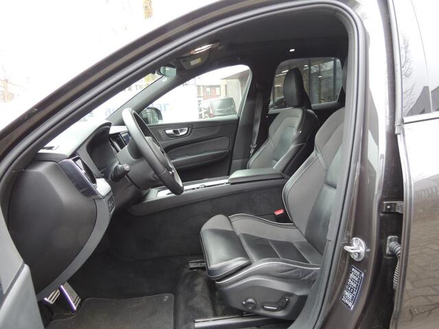 Volvo XC60 2.0 T6 Plug-in hybrid AWD Plus Dark Long Range/Panodak/Trekhaak/21inch etc.