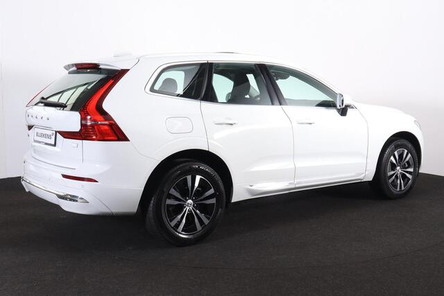 Volvo XC60 T6 Recharge AWD Inscription Expression - Panorama/schuifdak - Parkeercamera achter - Verwarmde voorstoelen & stuur - Parkeersensoren voor & achter - Draadloze tel. lader - Cruise control - Elektr. inklapbare trekhaak - 18' LMV