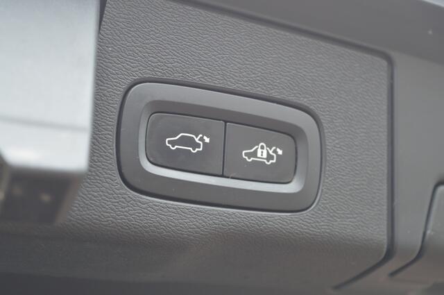 Volvo XC60 2.0 T5 AWD Inscription | AUT - TRK.HAAK