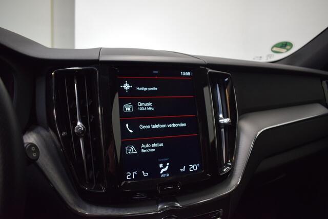 Volvo XC60 2.0 T8 PHEV 320pk AUT8 AWD R-Design Head-Up/ Flippers/ Camera/ Adapt. Cruise/ Pano dak