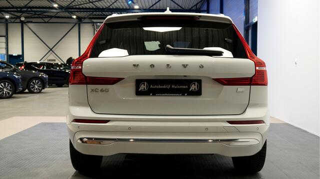 Volvo XC60 2.0 T8 AWD Long Range 335kW/455pk Aut8 Recharge Ultimate Bright HARMAN/KARDON + PANORAMADAK + SUBWOOFER + LANE ASSIST + EL.TREKHAAK + CRUISE CONTROL + STOELVERWARMING + CAMERA + STUURVERWARMING + PARKSENSOREN V&A + 19" LM-VELGEN!!
