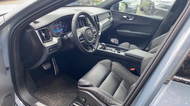 Volvo XC60 2.0 T6 Plug-in hybrid AWD Inscription / Trekhaak / Panoramadak / 360Camera / 21'' / Standverwarming / Harman Kardon / ACC / DAB / Dodehoek / Luxe Leder / Stoelventilatie / Stuurverwarming