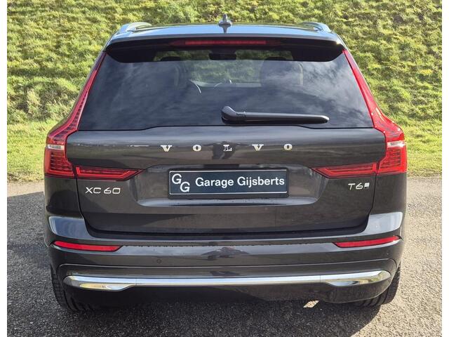 Volvo XC60 2.0 T6 Plug-in hybrid AWD Ultra Bright luchtvering - Bowers Wilkins sound systeem - Gelamineerde ruiten - Alarm - Privacy glas - Massage stoelen - 21" licht metaal