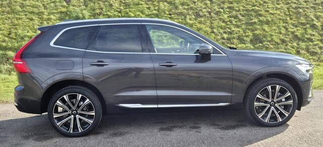 Volvo XC60 2.0 T6 Plug-in hybrid AWD Ultra Bright luchtvering - Bowers Wilkins sound systeem - Gelamineerde ruiten - Alarm - Privacy glas - Massage stoelen - 21" licht metaal