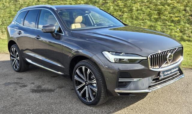 Volvo XC60 2.0 T6 Plug-in hybrid AWD Ultra Bright luchtvering - Bowers Wilkins sound systeem - Gelamineerde ruiten - Alarm - Privacy glas - Massage stoelen - 21" licht metaal