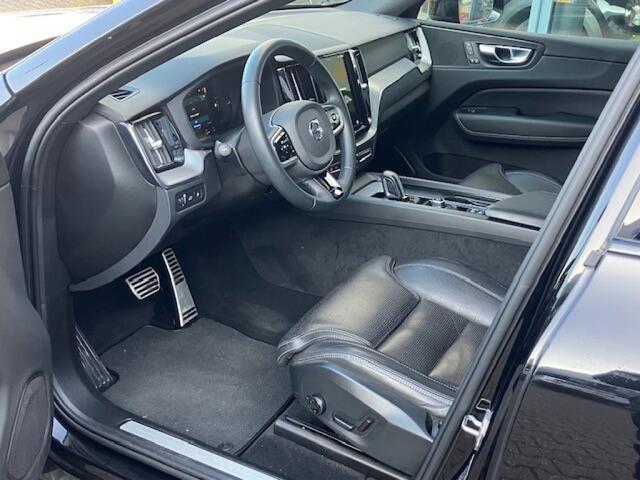 Volvo XC60 2.0 Recharge T6 AWD R Design - Pan dak - leer - stoel/stuurverw