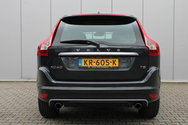Volvo XC60 2.0 T5 FWD R-Design | Trekhaak | Schuifdak |