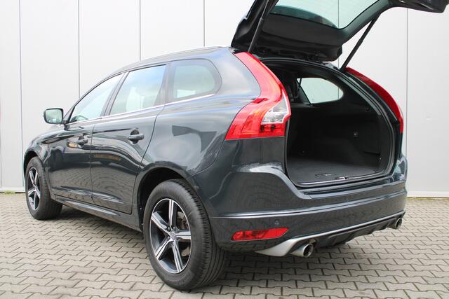 Volvo XC60 2.0 T5 FWD R-Design | Trekhaak | Schuifdak |