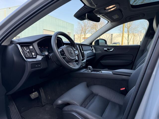 Volvo XC60 2.0 T8 Plug-in hybrid AWD Plus Dark leder l 20 inc l 360 l 455PK