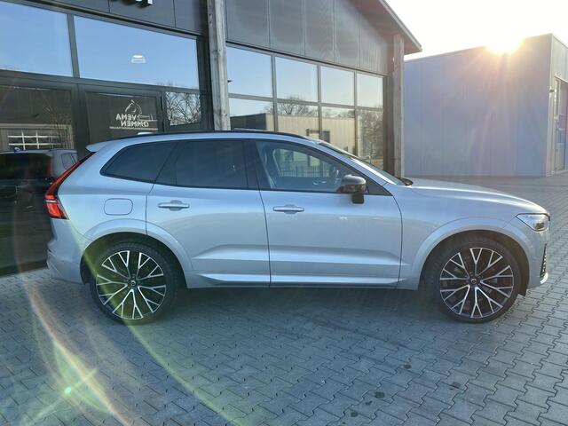 Volvo XC60 2.0 B4 R-Design B&W|ACC|Pano|360°|22"
