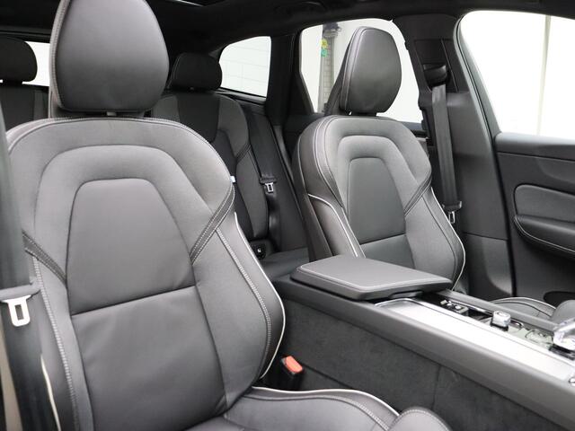 Volvo XC60 T8 455pk AWD Ultimate Black Edition / NIEUW / DIRECT LEVERBAAR / LUCHTVERING / BOWERS&WILKINS / 21'' / SPORTLEDER / HEAP-UP / PANORAMADAK /