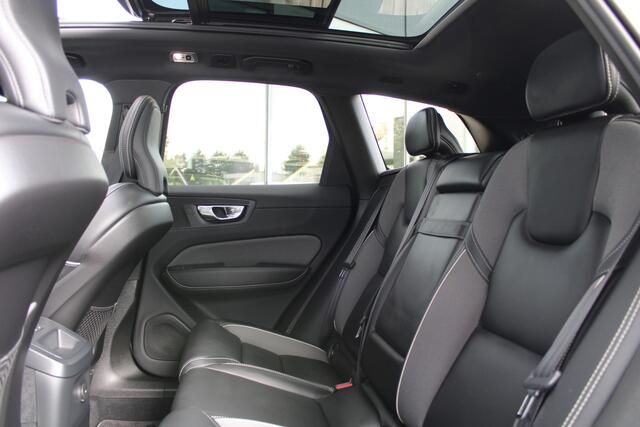 Volvo XC60 2.0 Recharge T6 AWD R-Design SCHUIFDAK,H&K,BLIS,TREKHAAK