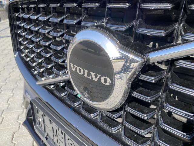 Volvo XC60 2.0 T6 Plug-in hybrid AWD Plus Dark Long range|ACC|pano|trekhaak