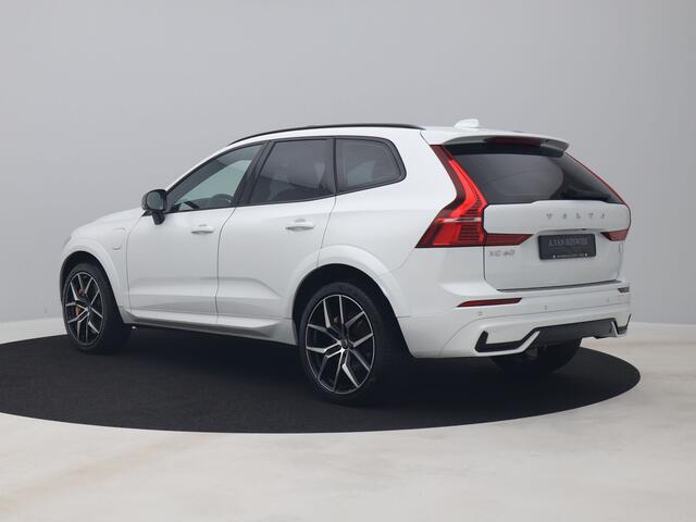 Volvo XC60 2.0 T8 AWD Polestar Engineered | FACELIFT | PANO | B&W | STOEL- EN STUURVERW. | TREKHAAK