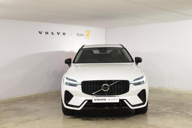 Volvo XC60 T6 350PK Automaat Plug-in hybrid AWD Plus Dark / Adaptive Cruise control / Stoelverwarming v+a / Stuurverwarming / Elektr. achterklep / Panoramadak / Harman Kardon / 360 camera