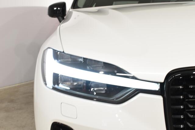 Volvo XC60 T6 350PK Automaat Plug-in hybrid AWD Plus Dark / Adaptive Cruise control / Stoelverwarming v+a / Stuurverwarming / Elektr. achterklep / Panoramadak / Harman Kardon / 360 camera