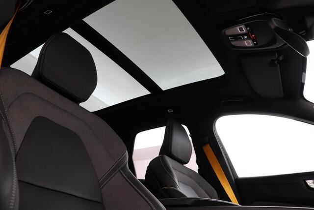 Volvo XC60 T8 AWD POLESTAR ENGINEERED -PANO.DAK|HK-AUDIO|TREKHAAK|ADAP.LED