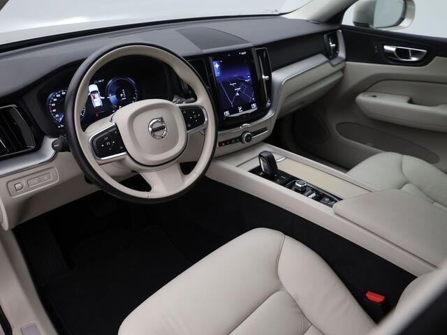 Volvo XC60 2.0 Recharge T6 AWD Business Pro | PANO | CAMERA | KEYLESS