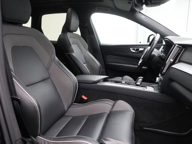 Volvo XC60 2.0 T8 Twin Engine AWD R-Design | PANO | H&K | CAMERA