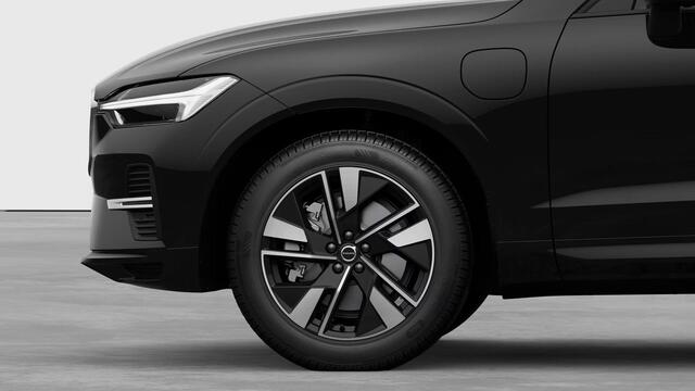 Volvo XC60 T6 Plug-in hybrid AWD Essential - Facelift - | Stoel-/stuur-/achterbankverwarming | Adaptive Cruise | Pilot Assist | 19" LM velgen met all seasonbanden