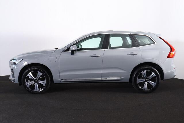 Volvo XC60 T6 Plug-in hybrid AWD Essential Edition Bright - Panorama/schuifdak - IntelliSafe Assist & Surround - Leder - Parkeercamera achter - Verwarmde voorstoelen, stuur & achterbank - Parkeersensoren voor & achter - Draadloze tel. lader - Extra getint glas - 19'