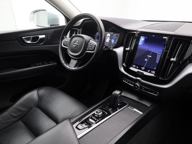Volvo XC60 2.0 Recharge T6 AWD Business Pro | PANO | 360° | HUD | H&K | STOEL- EN STUURVERW. | TREKHAAK