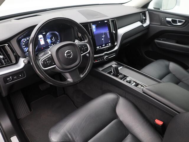 Volvo XC60 2.0 Recharge T6 AWD Business Pro | PANO | 360° | HUD | H&K | STOEL- EN STUURVERW. | TREKHAAK
