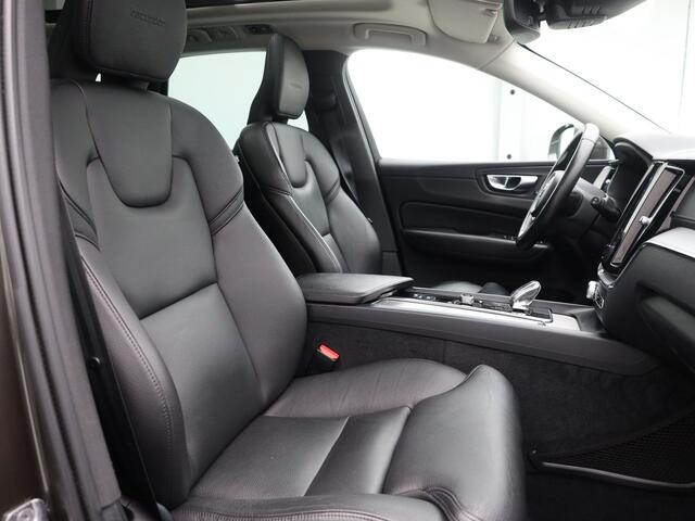 Volvo XC60 2.0 T8 Twin Engine AWD Inscription | PANO | 360° | HUD | ADAPTIVE | KEYLESS | STOELVERW.